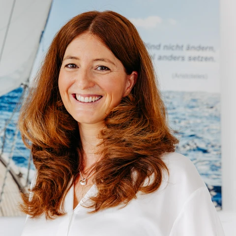 Portrait von Claudia Elsässer